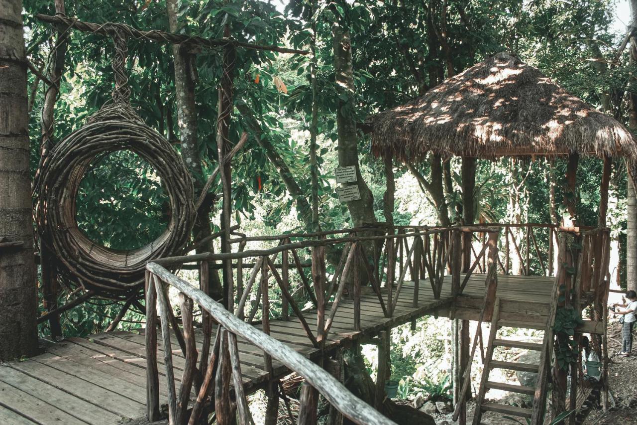 La Vie Adventure Trails 호텔 Salabusob 외부 사진